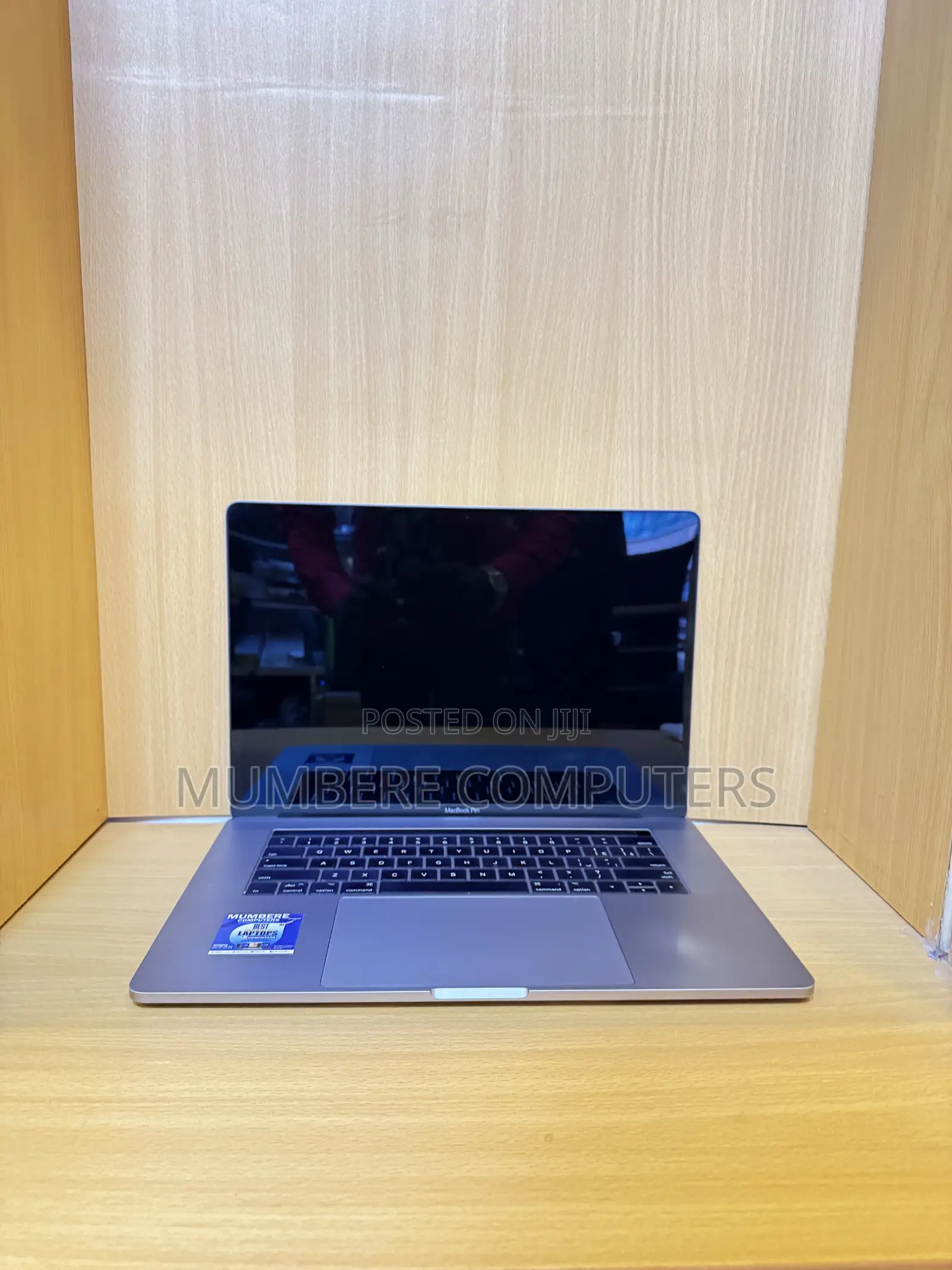 Laptop Apple MacBook Pro 2017 16GB Intel Core i7 SSD 512GB