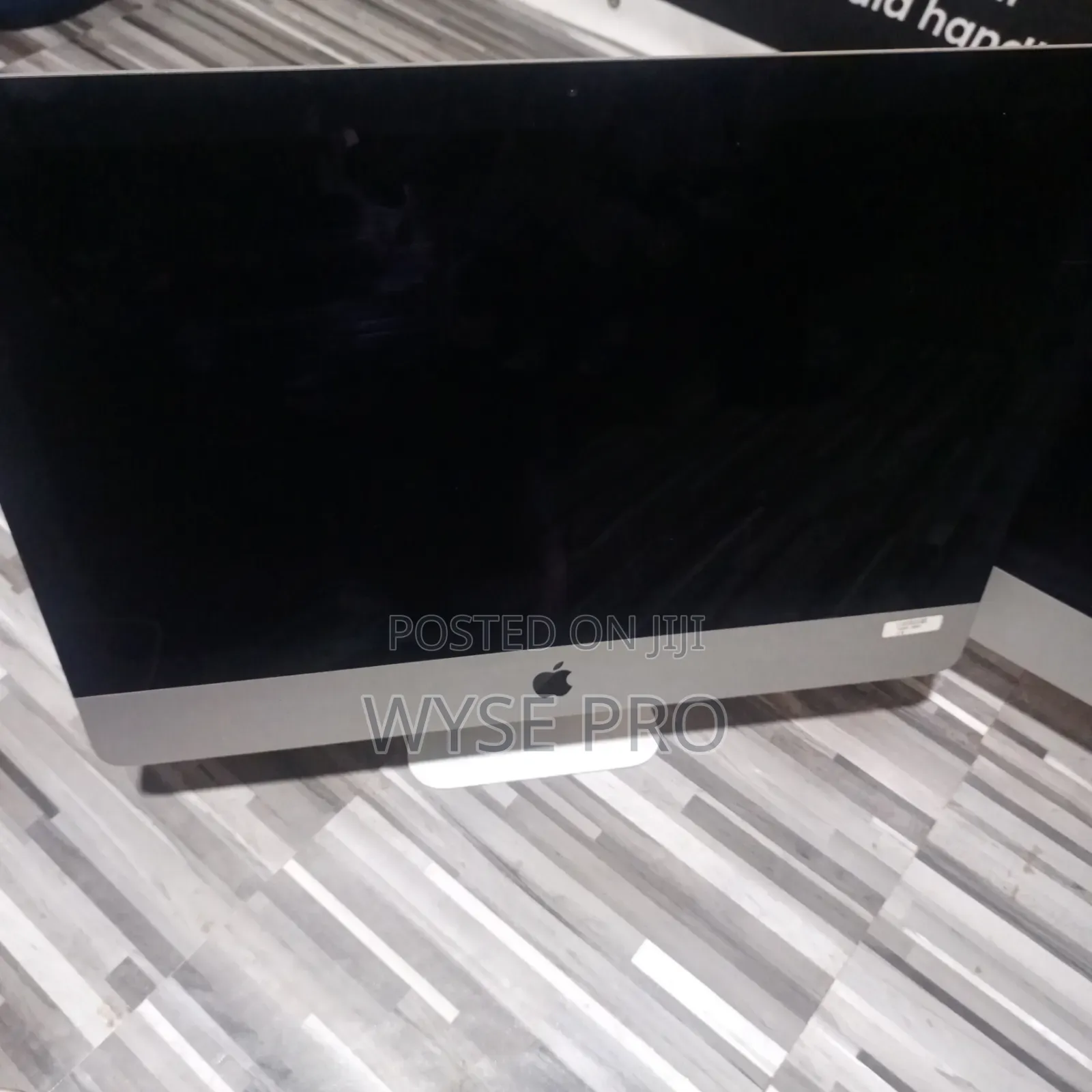 New Desktop Computer Apple iMac M3 16GB Intel Core i7 SSD 350GB