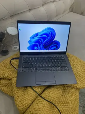 Laptop Dell Latitude 5400 8GB Intel Core i5 SSD 256GB