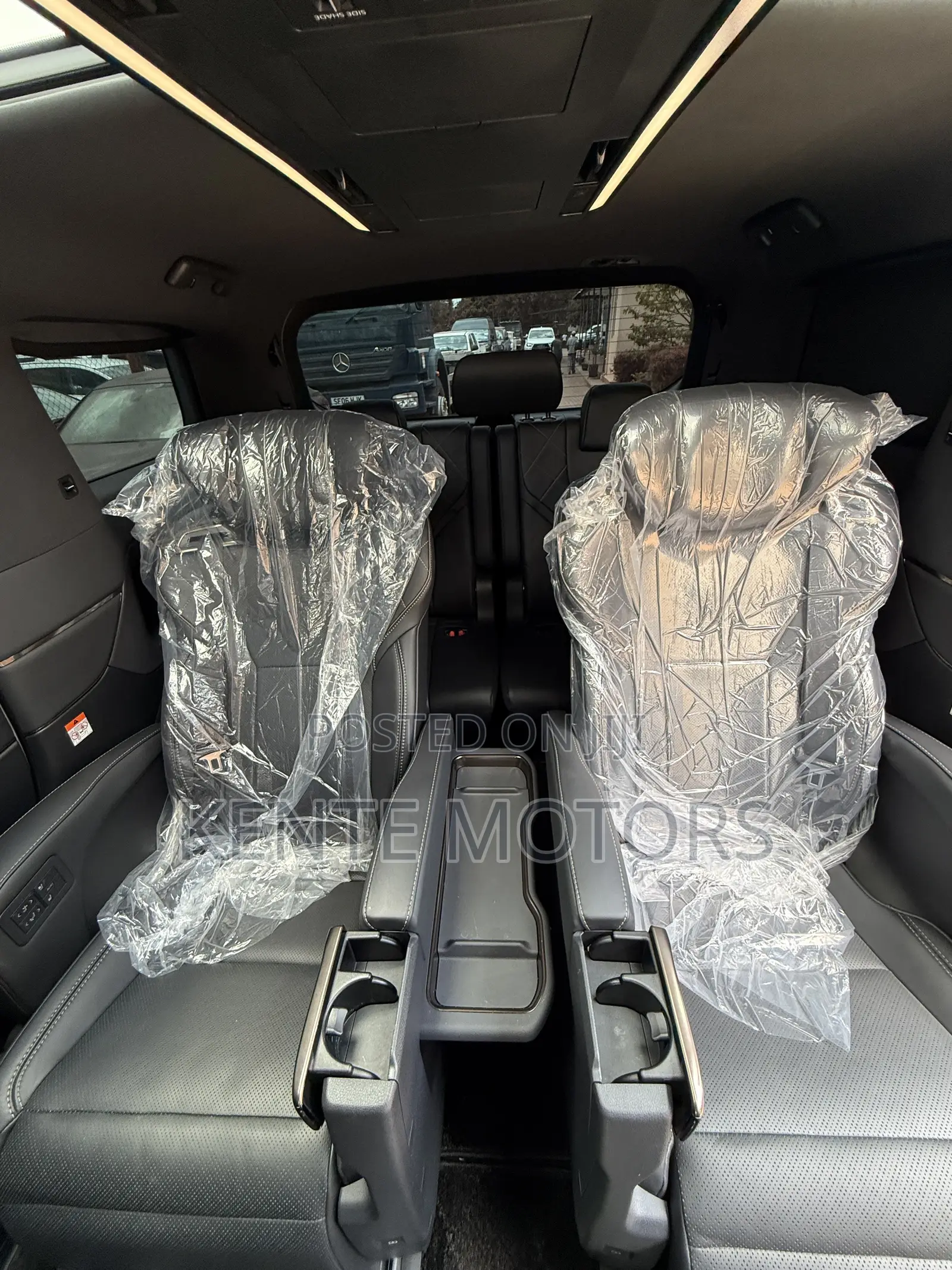 Toyota Vellfire Executive Lounge Hybrid E-Four 7-Seater 2025 White