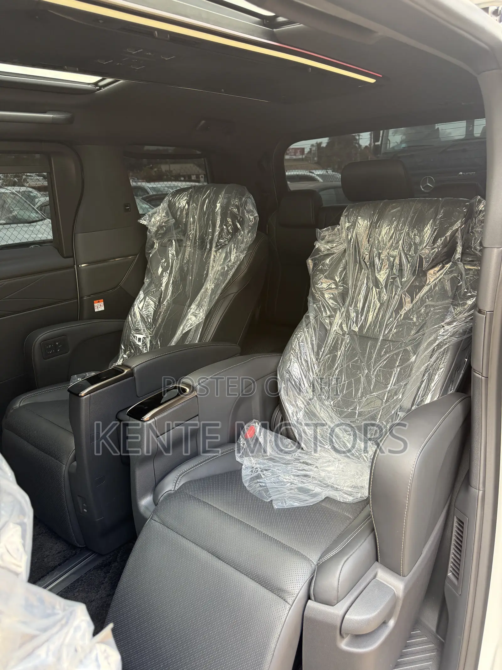 Toyota Vellfire Executive Lounge Hybrid E-Four 7-Seater 2025 White