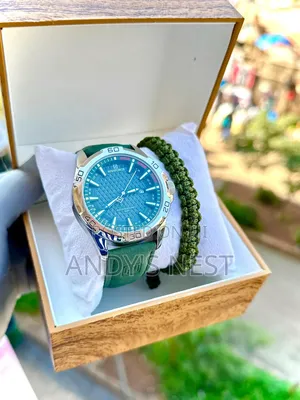 Naviforce Men's Watch With a Bangle
