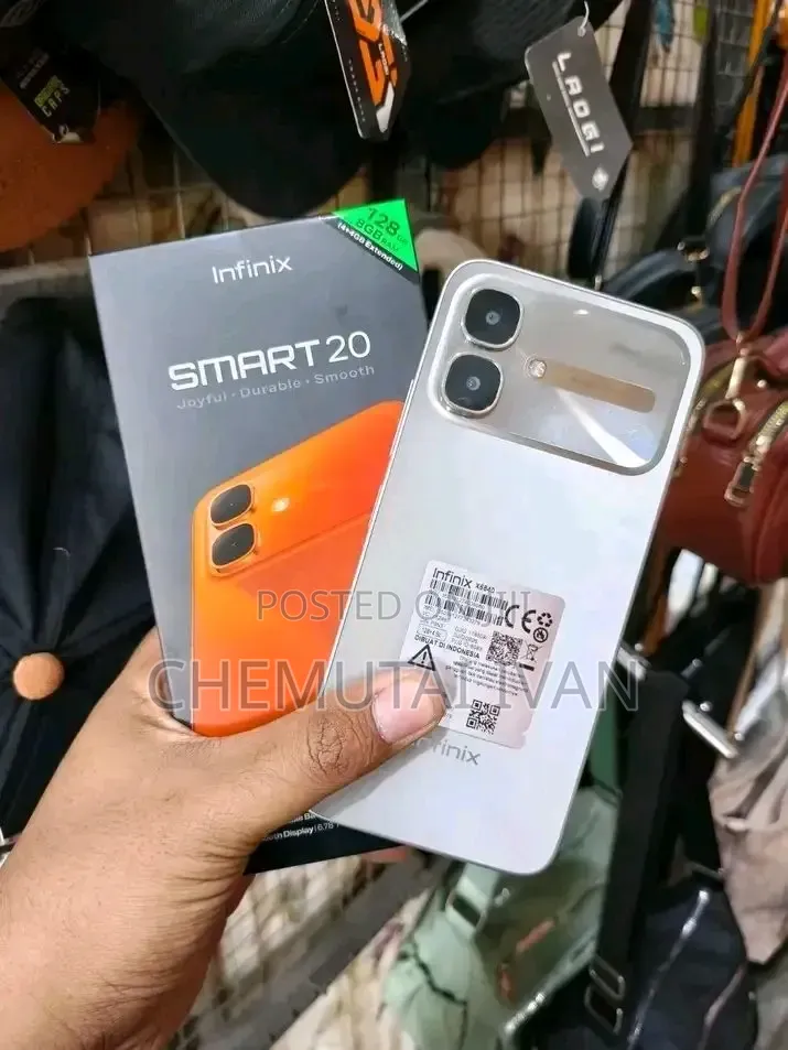 New Infinix Smart 20 128 GB Silver