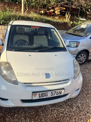 Toyota Passo 1.0 FWD 2011 White
