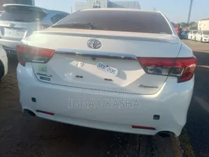 Toyota Mark X 2014 White