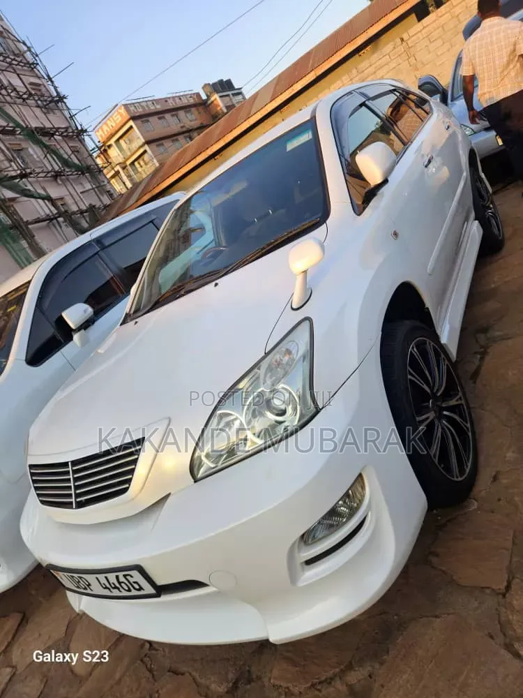 Toyota Harrier 2012 White