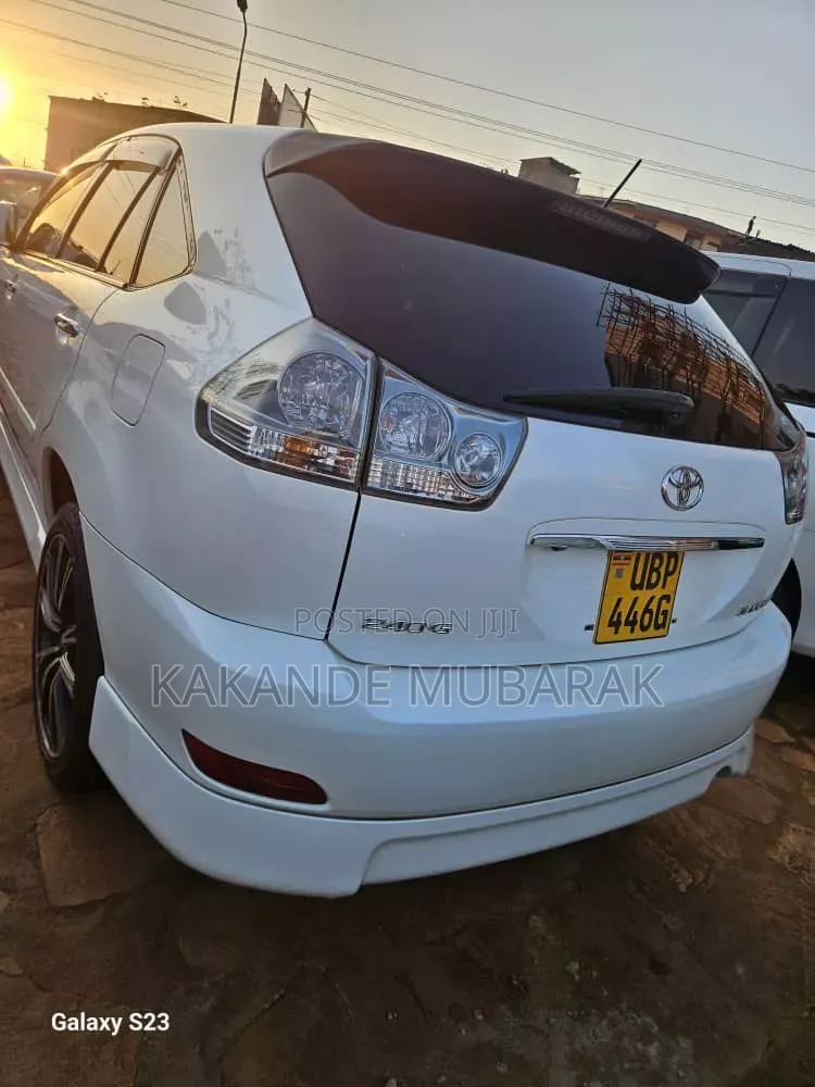 Toyota Harrier 2012 White