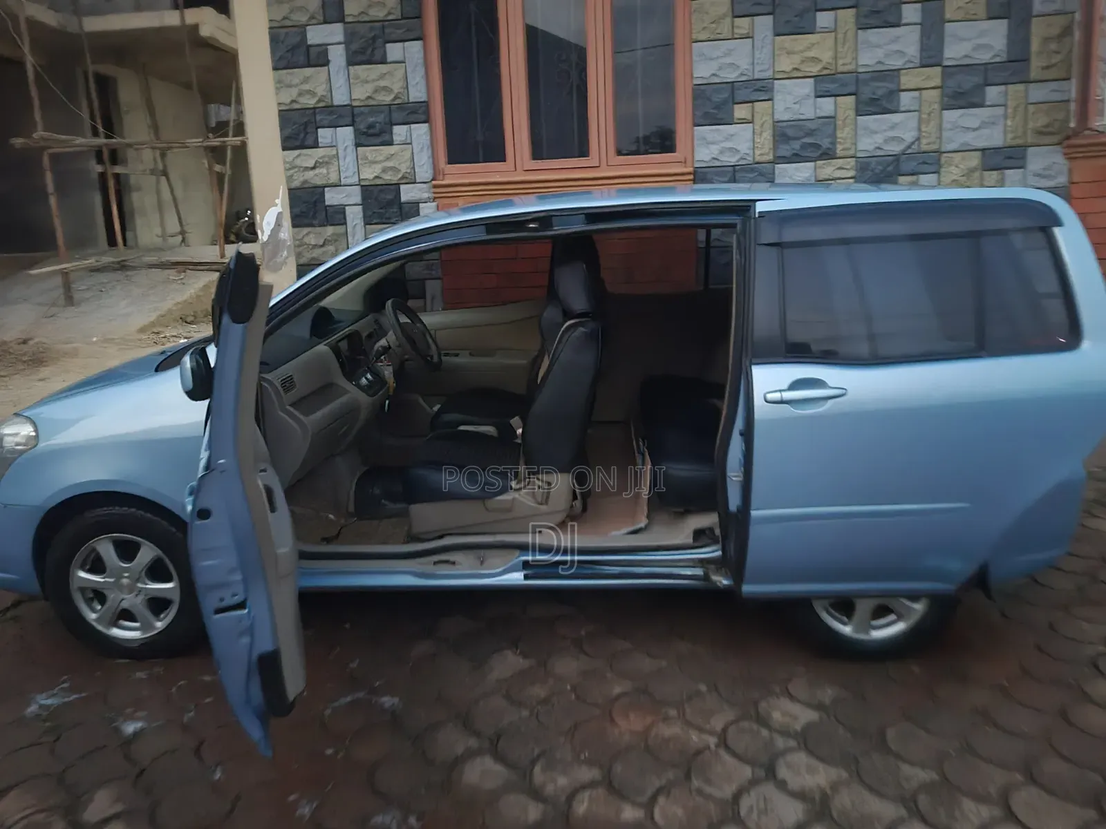 Toyota Raum 2005 Blue