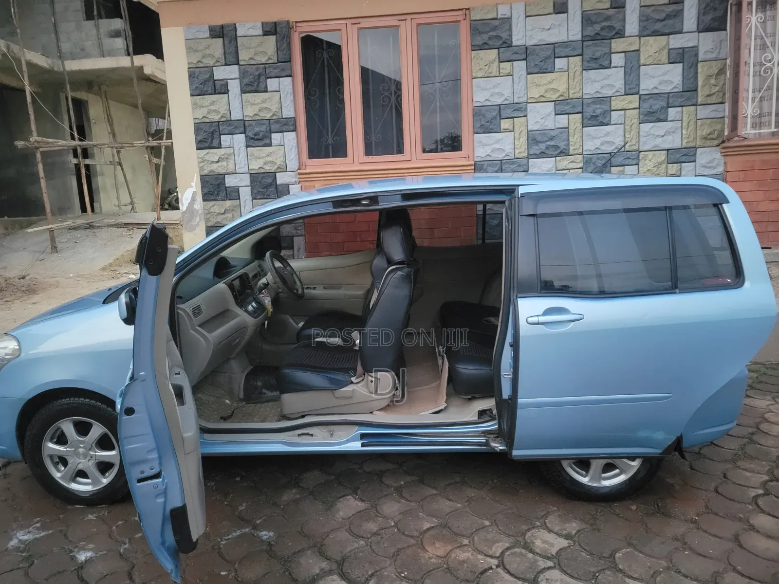 Toyota Raum 2005 Blue