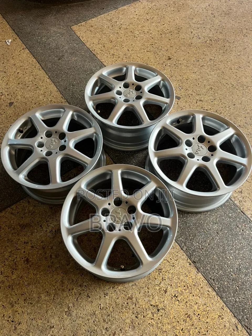 Size 17 Japan Original Rims for Mazda Cx5.
