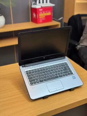 Laptop HP 14-dq1088wm 8GB Intel Core i5 HDD 1T
