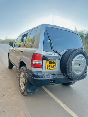 Mitsubishi Pajero 2003