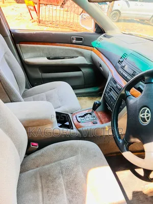 Toyota Mark II 2002 White