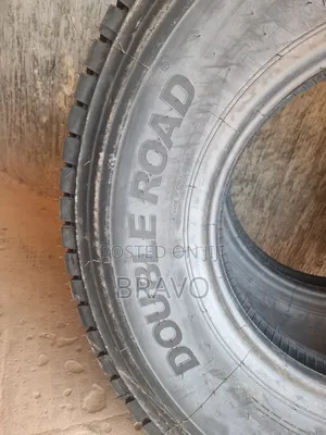 10.000R20 Tata Heavy Tires .