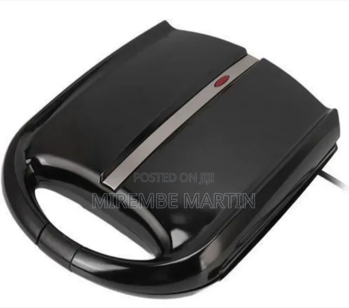 Crispy & Quick: Classic Sandwich Maker -