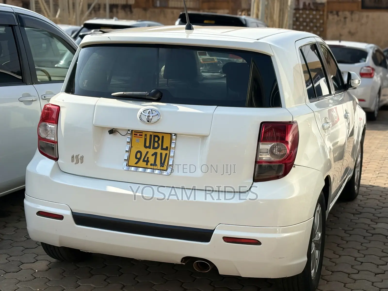 Toyota IST 2008 White
