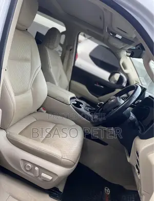 Toyota Land Cruiser 2023 White
