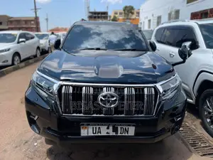 Toyota Land Cruiser Prado 2.8 D-4D 2016 Black