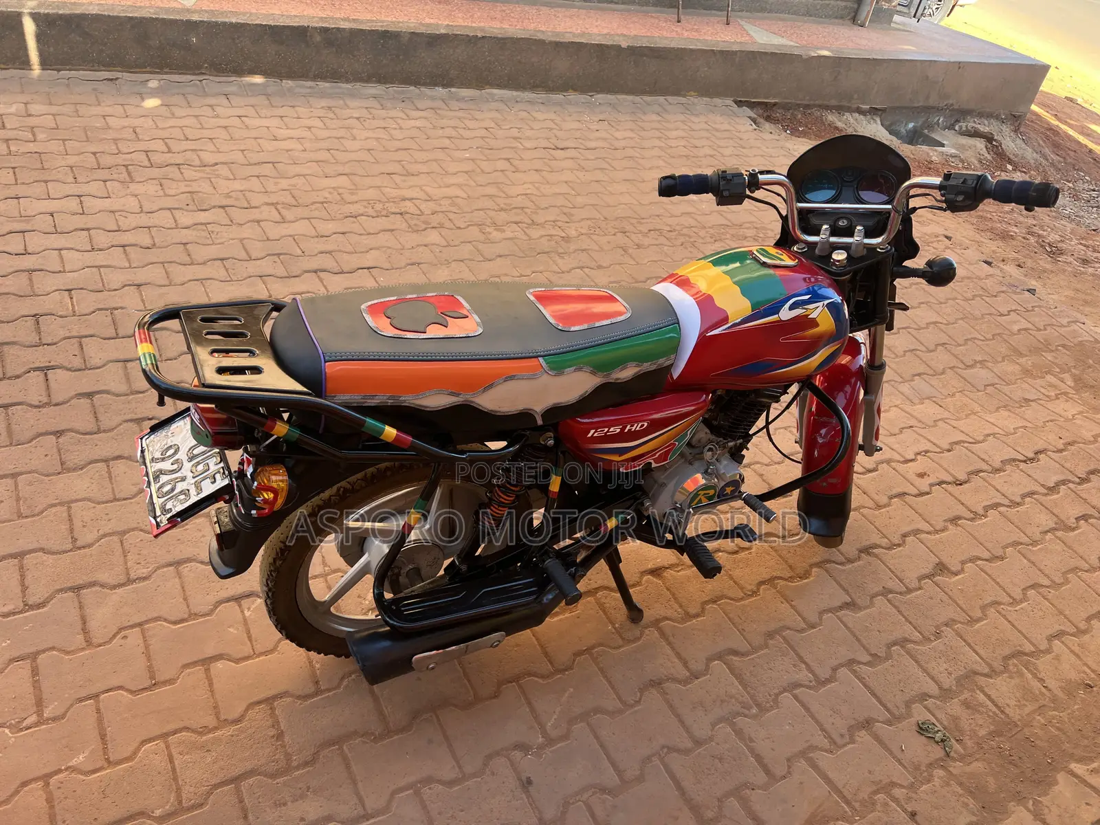 Bajaj CT 125X 2024 Red