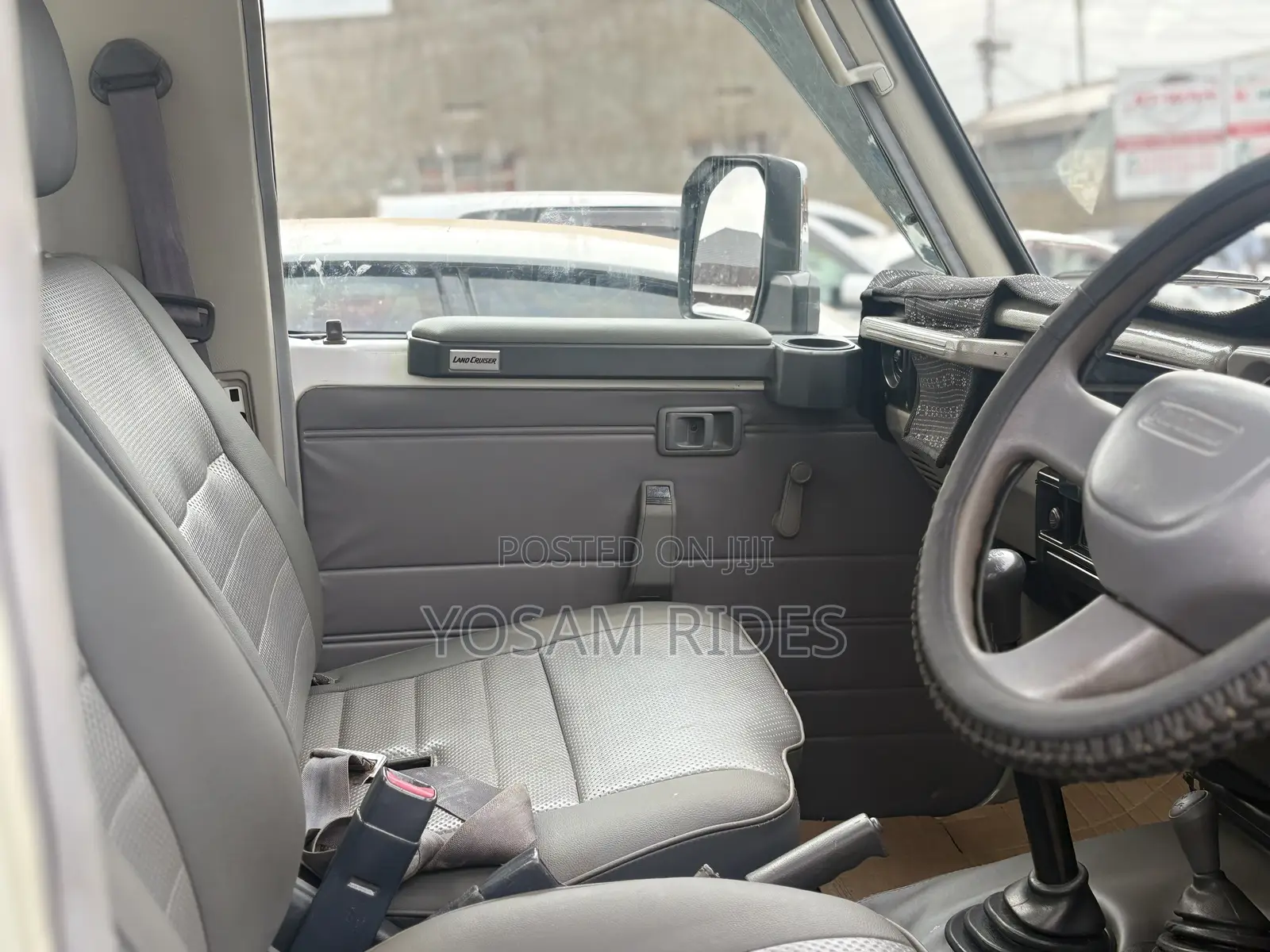 Toyota Land Cruiser 79 Series 2015 White