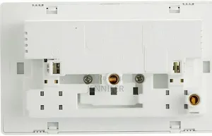 2-Gang Universal Switched Wall Socket With USB Ports