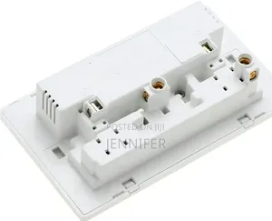 2-Gang Universal Switched Wall Socket With USB Ports