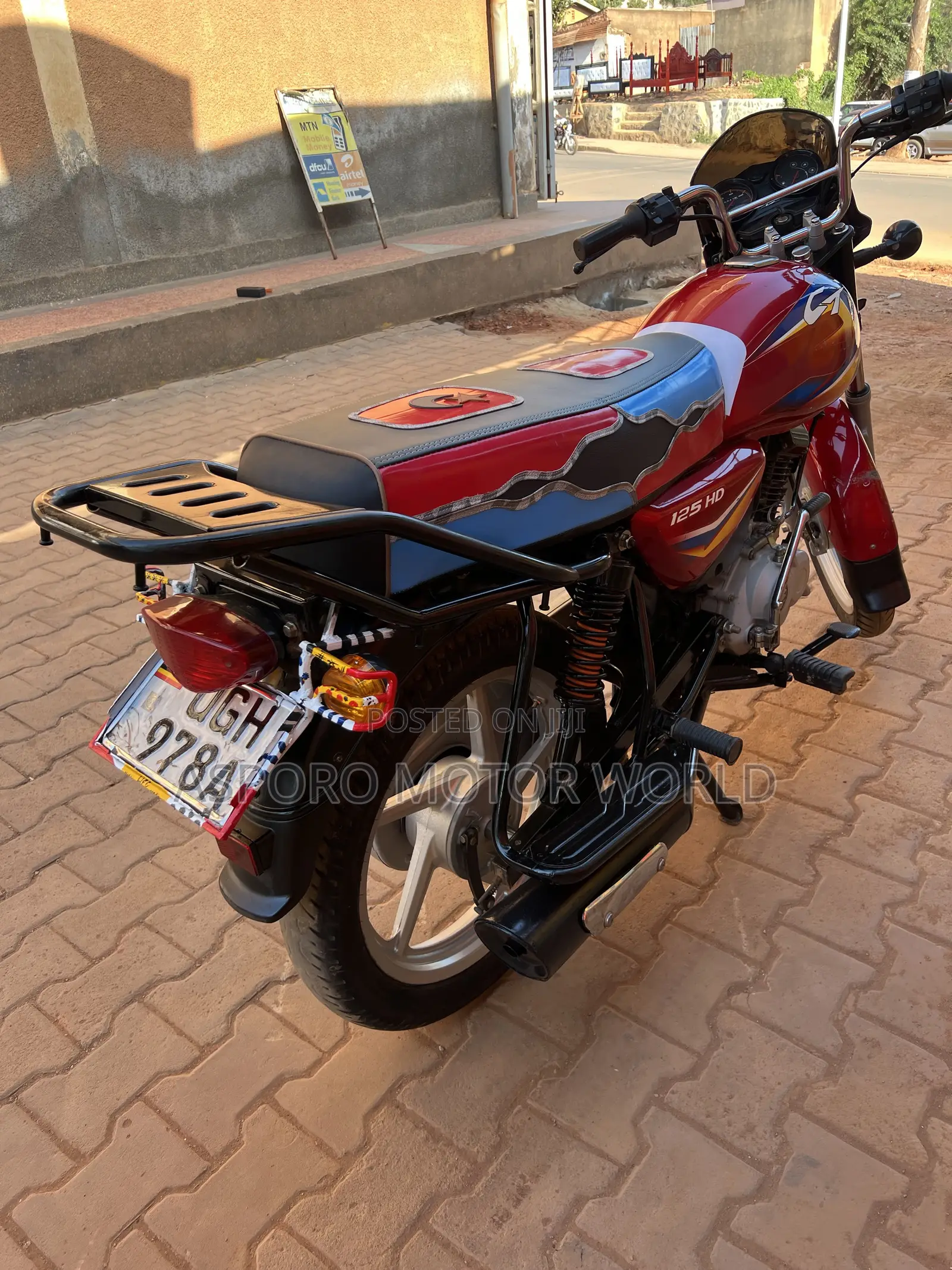 Bajaj CT 125X 2025 Red