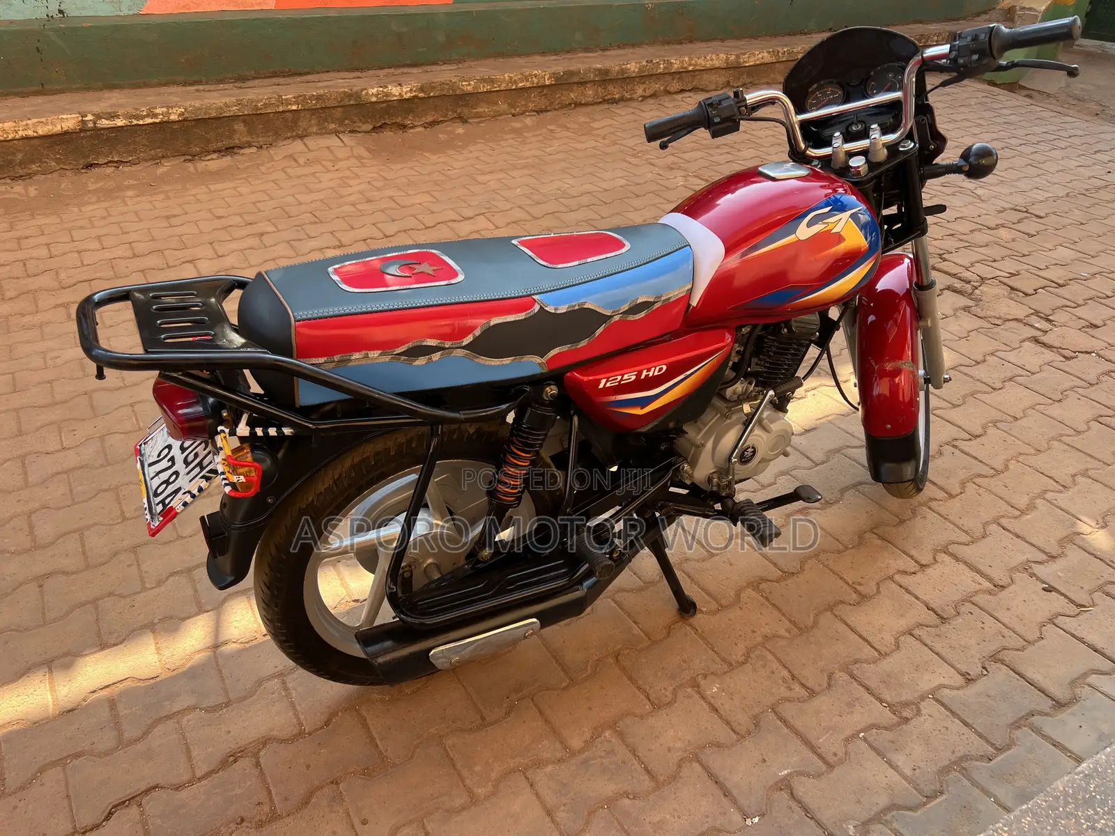 Bajaj CT 125X 2025 Red