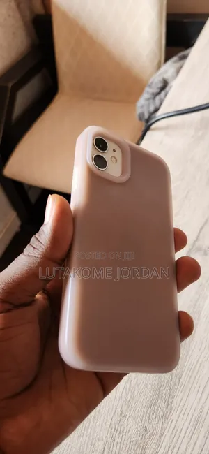 Apple iPhone 11 64 GB White