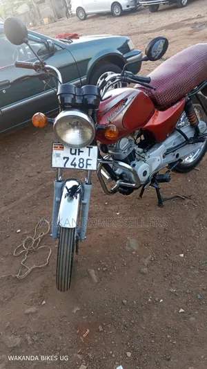 Bajaj Boxer 100 2023 Red