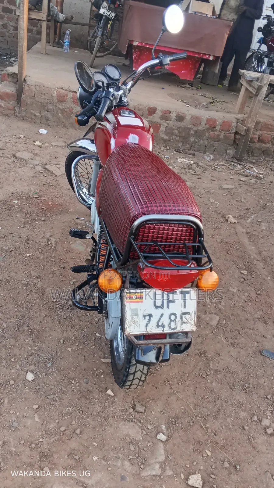 Bajaj Boxer 100 2023 Red