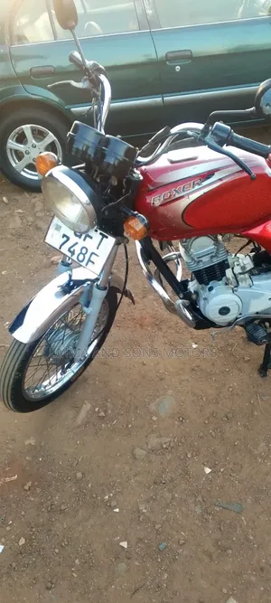 Bajaj Boxer 100 2023 Red