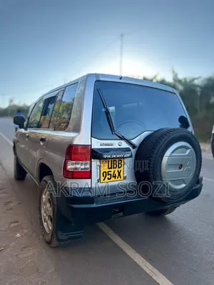 Mitsubishi Pajero 2003