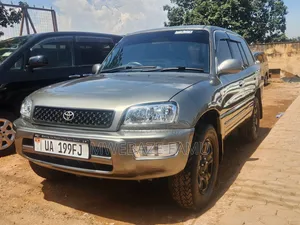 Toyota RAV4 Automatic 2000 Silver
