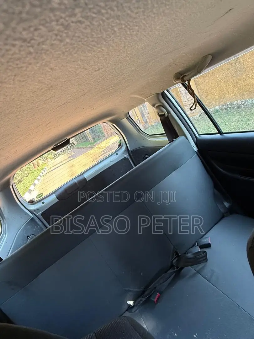 Toyota Probox 2017 Silver