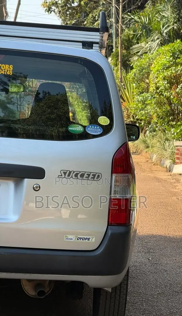 Toyota Probox 2017 Silver