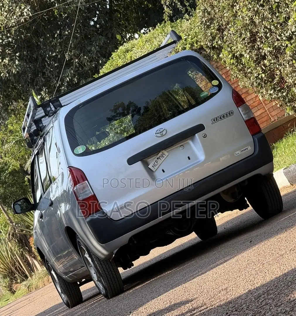 Toyota Probox 2017 Silver
