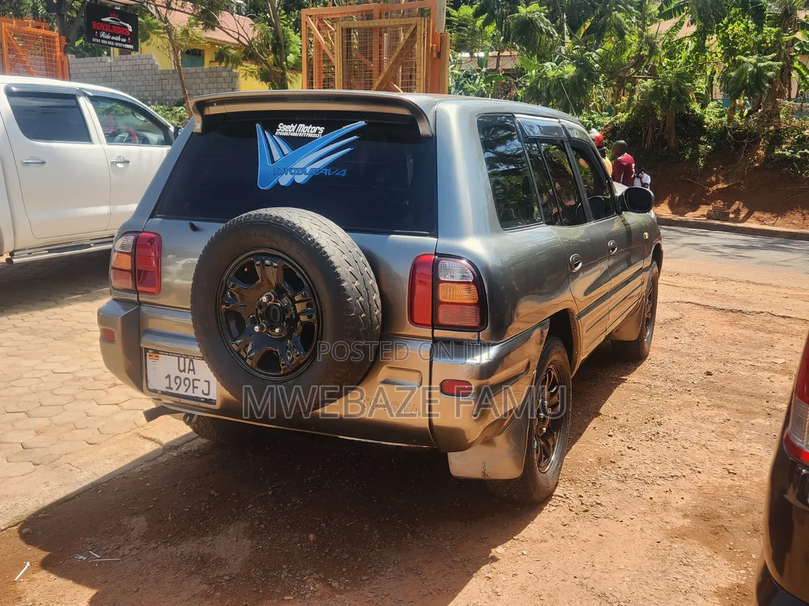 Toyota RAV4 Automatic 2000 Silver