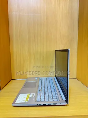 Laptop Asus Vivobook 15 16GB Intel Core i5 SSD 1T