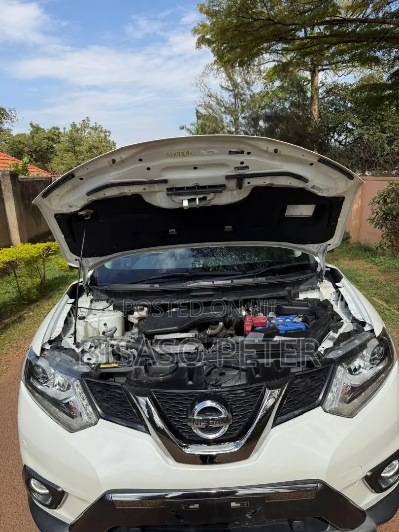 Nissan X-Trail 2017 White