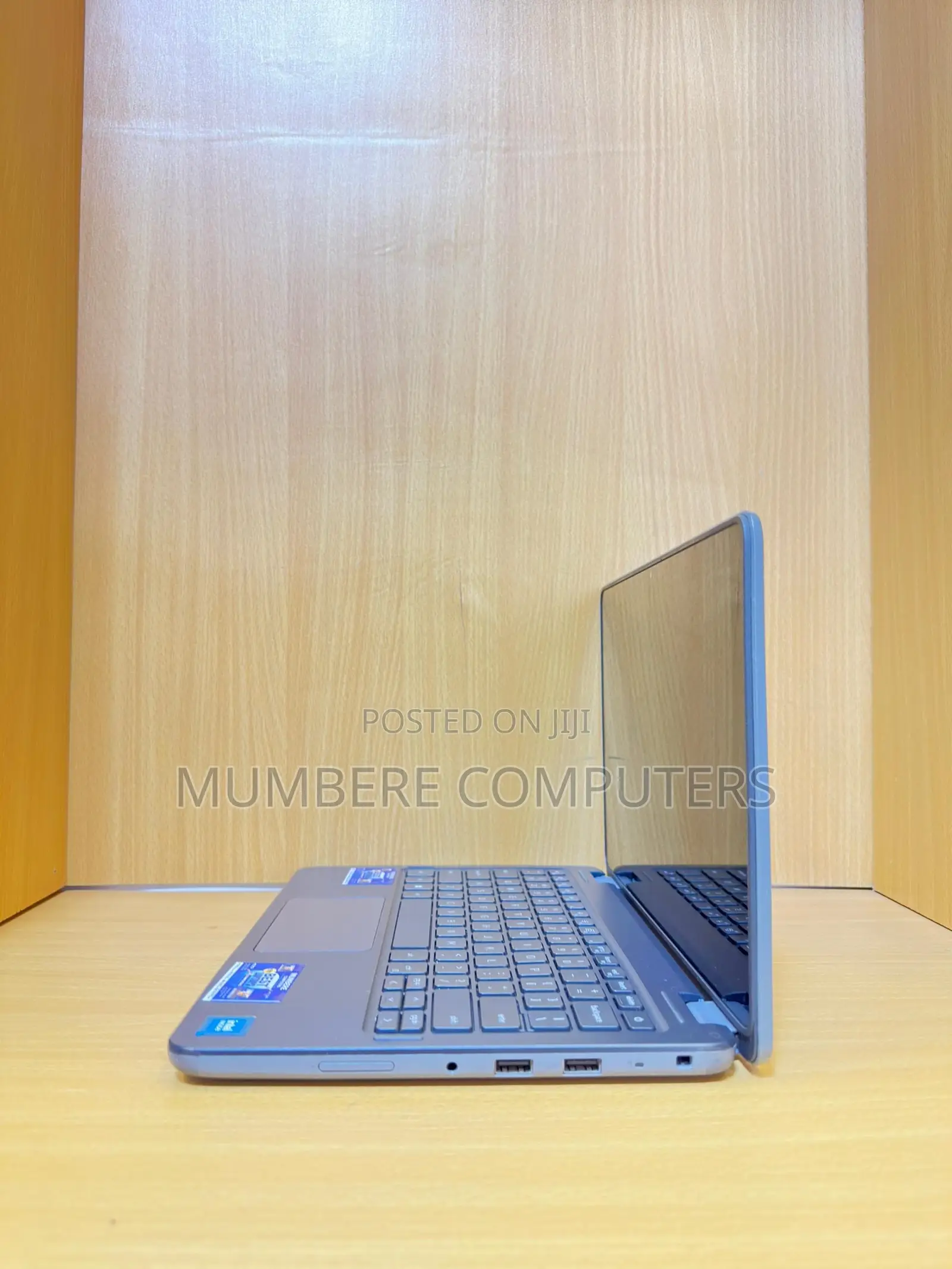 Laptop Dell Latitude 3120 8GB Intel Celeron SSD 128GB