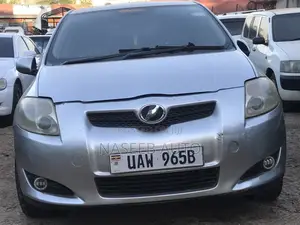 Toyota Auris 2008 Silver