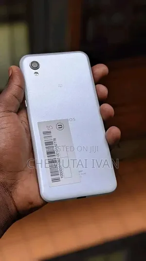 Sharp Aquos Sense 2 SHV43 32 GB Gray