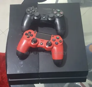 Sony Playstion 4 Standard