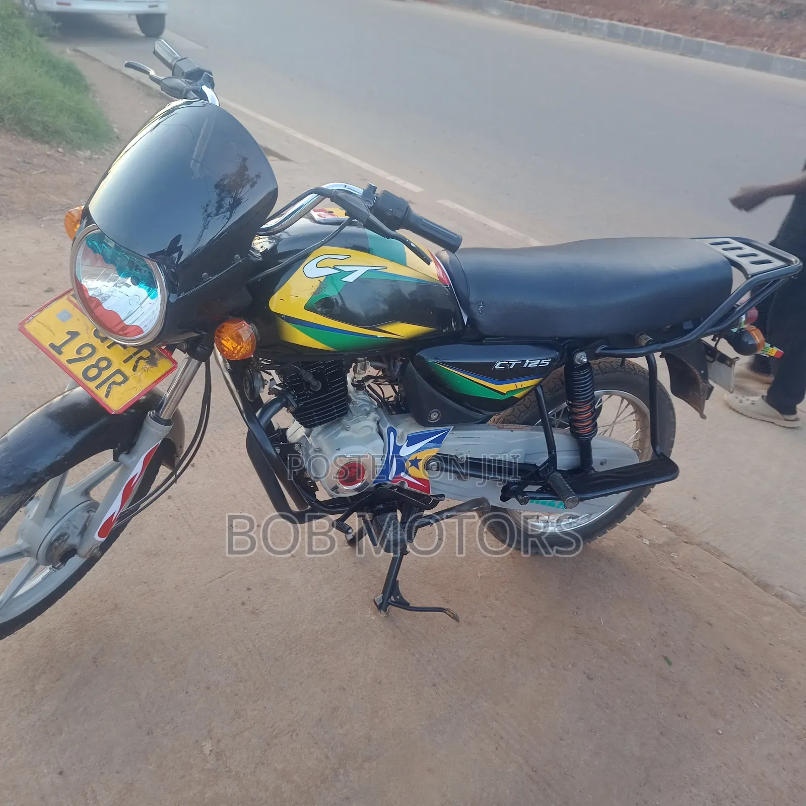 Bajaj CT 125X 2025 Red