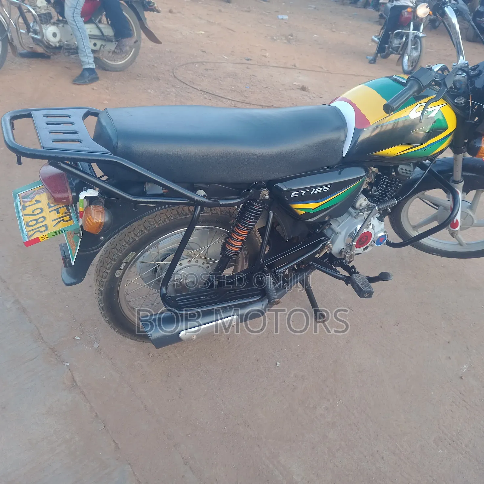Bajaj CT 125X 2025 Red
