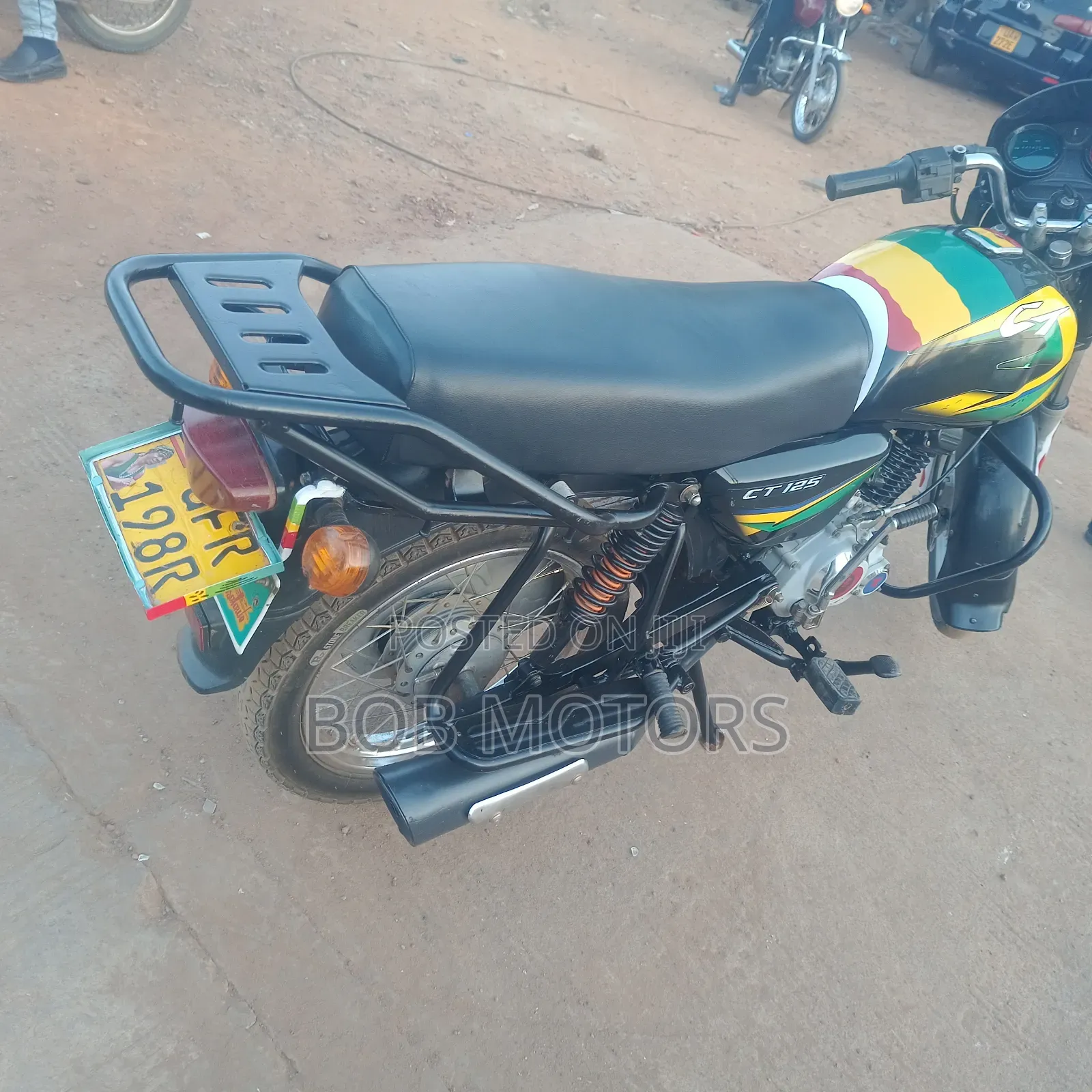 Bajaj CT 125X 2025 Red