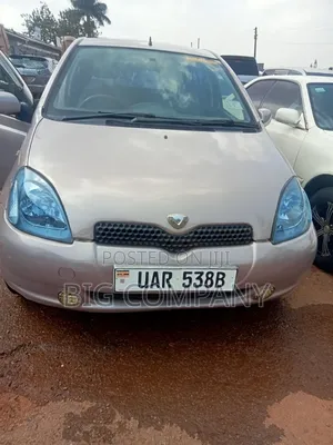 Toyota Vitz 1.0 FWD 5dr 2003 Gray