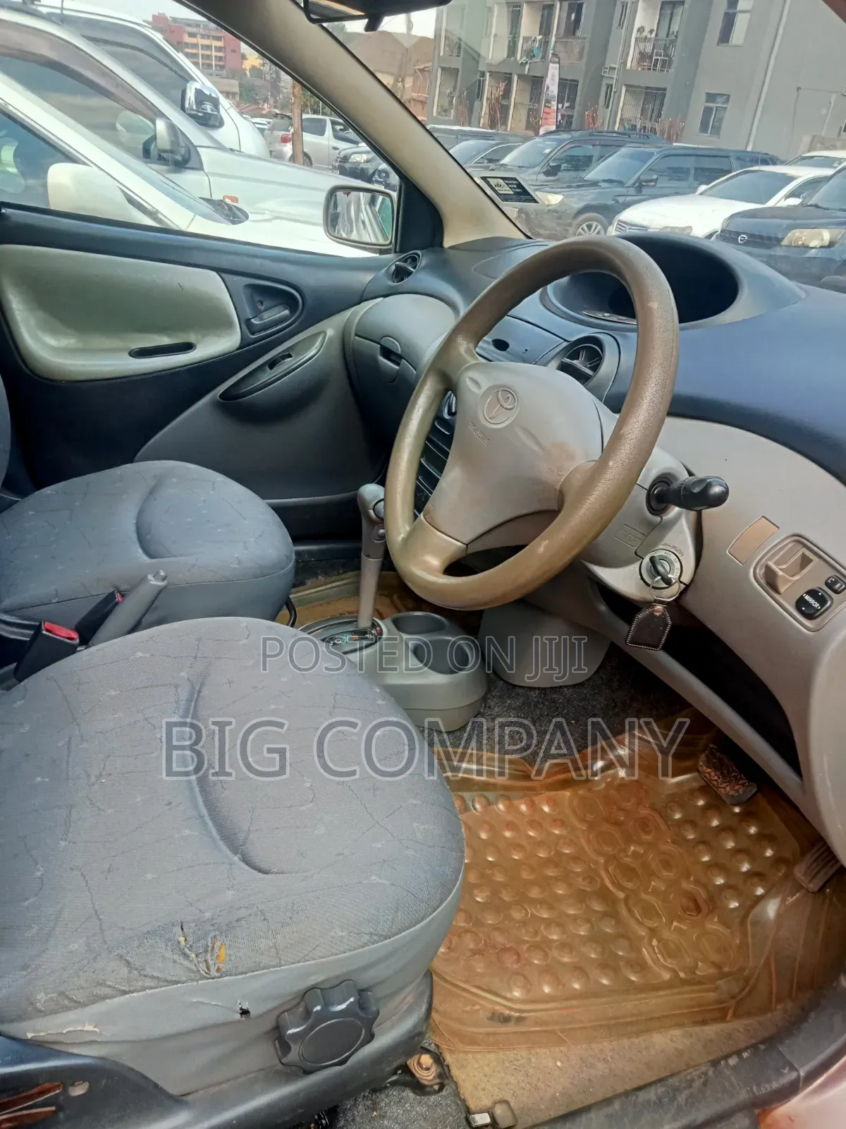 Toyota Vitz 1.0 FWD 5dr 2003 Gray