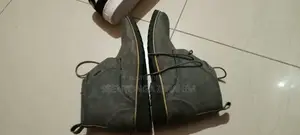 Ssenyonga Shoe Center